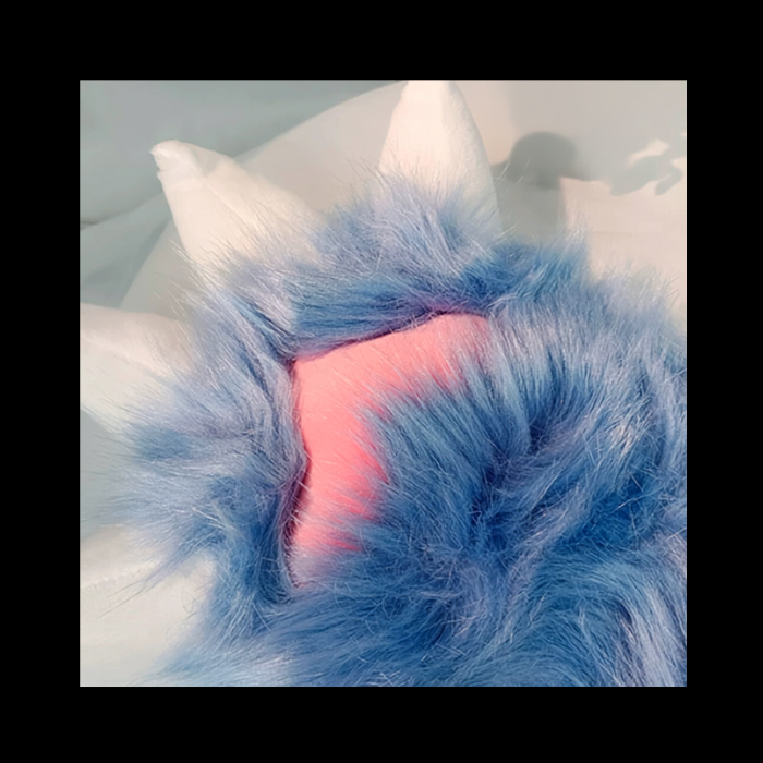 Fluffy Dragon Claw Fursuit Paws thumbnail 4
