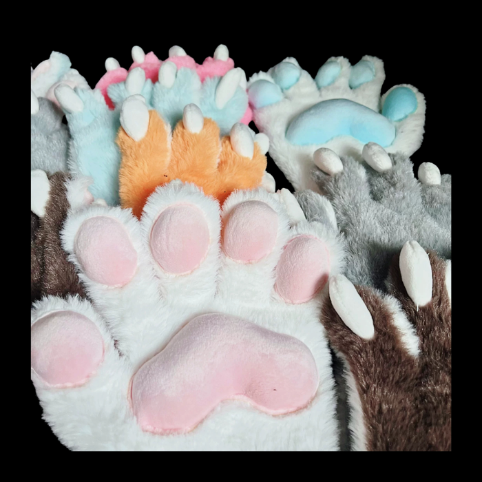 Furry Claw Gloves thumbnail 9