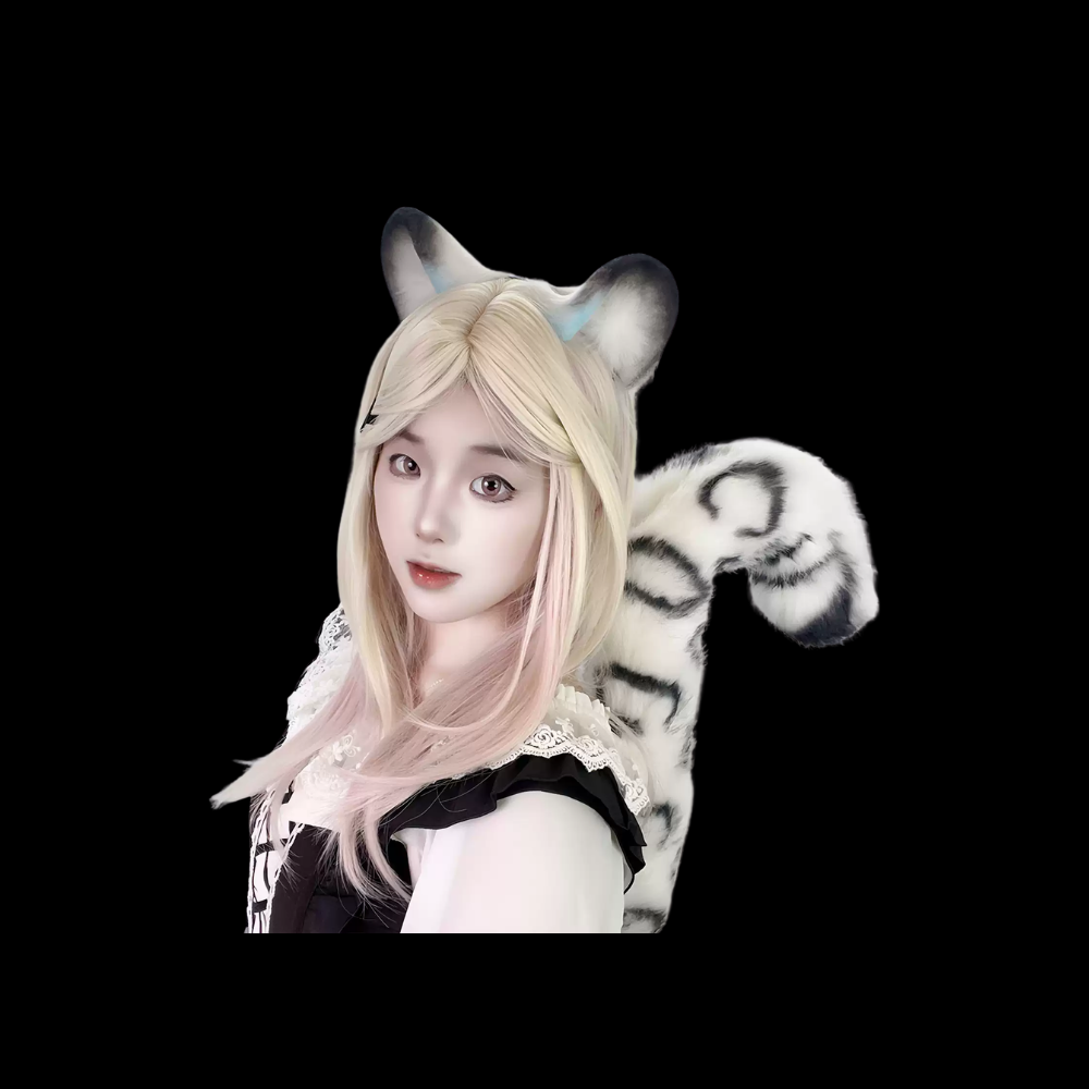 Snowdrift Leopard Ears & Tail Set thumbnail 8